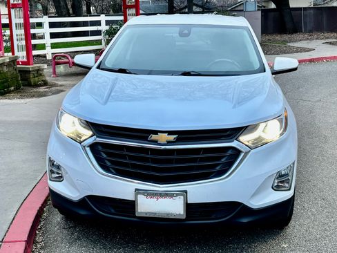 Used 2020 Chevrolet Equinox LT image 6