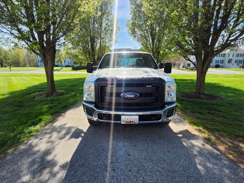Used 2016 Ford F250 XL w/ Power Equipment Group image 13