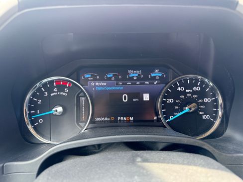 Used 2021 Ford F350 Lariat w/ Chrome Package image 5