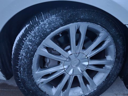 Used 2009 Hyundai Genesis 4.6 w/ Technology Pkg 5 image 11