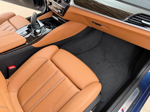 Used 2022 BMW 540i xDrive w/ Executive Package image 15