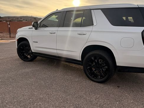 Used 2024 Chevrolet Tahoe High Country image 5