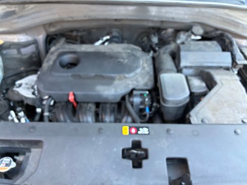 Used 2020 Hyundai Santa Fe SE image 6