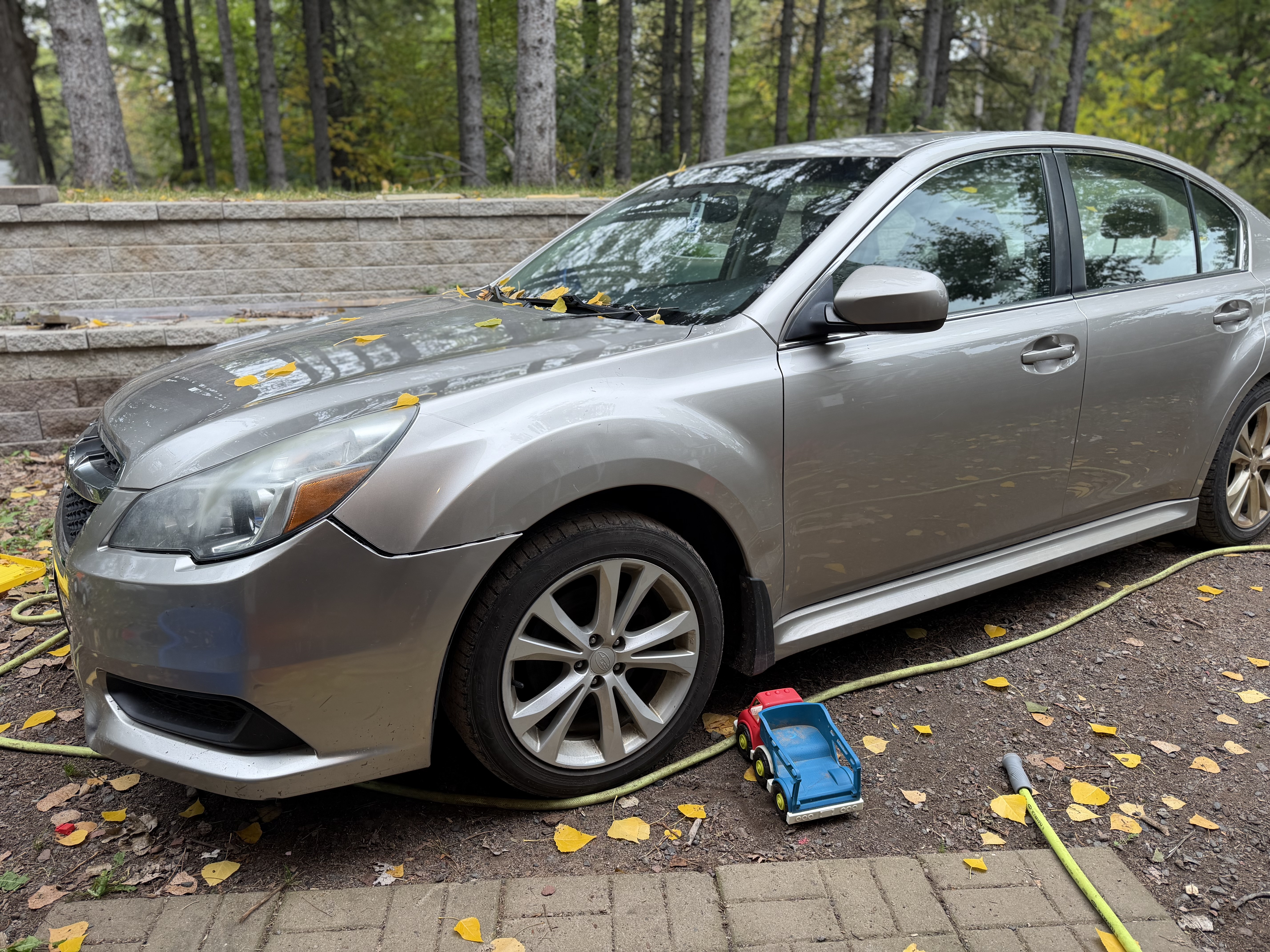 Used 2014 Subaru Legacy 2.5i Premium AWD/4WD image 9