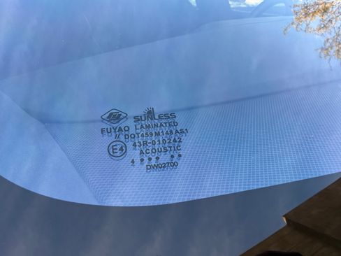 Used 2020 Tesla Model S Long Range Plus image 15