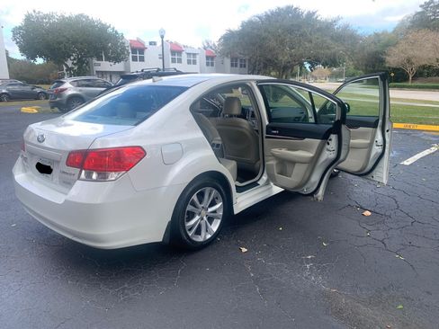 Used 2014 Subaru Legacy 2.5i Limited image 6