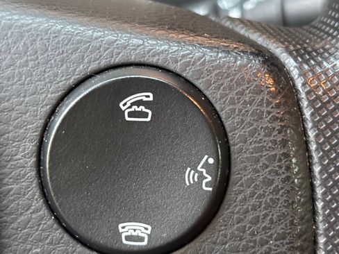 Used 2014 Toyota Corolla LE FWD image 14