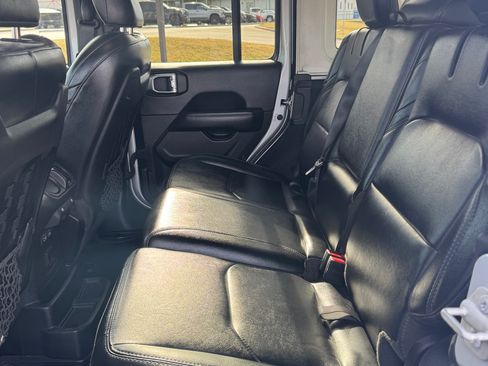 Used 2022 Jeep Wrangler Unlimited Rubicon 4xe w/ Cold Weather Group image 12