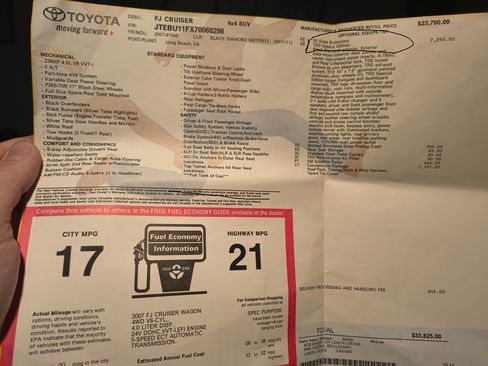 Used 2007 Toyota FJ Cruiser 4WD image 2