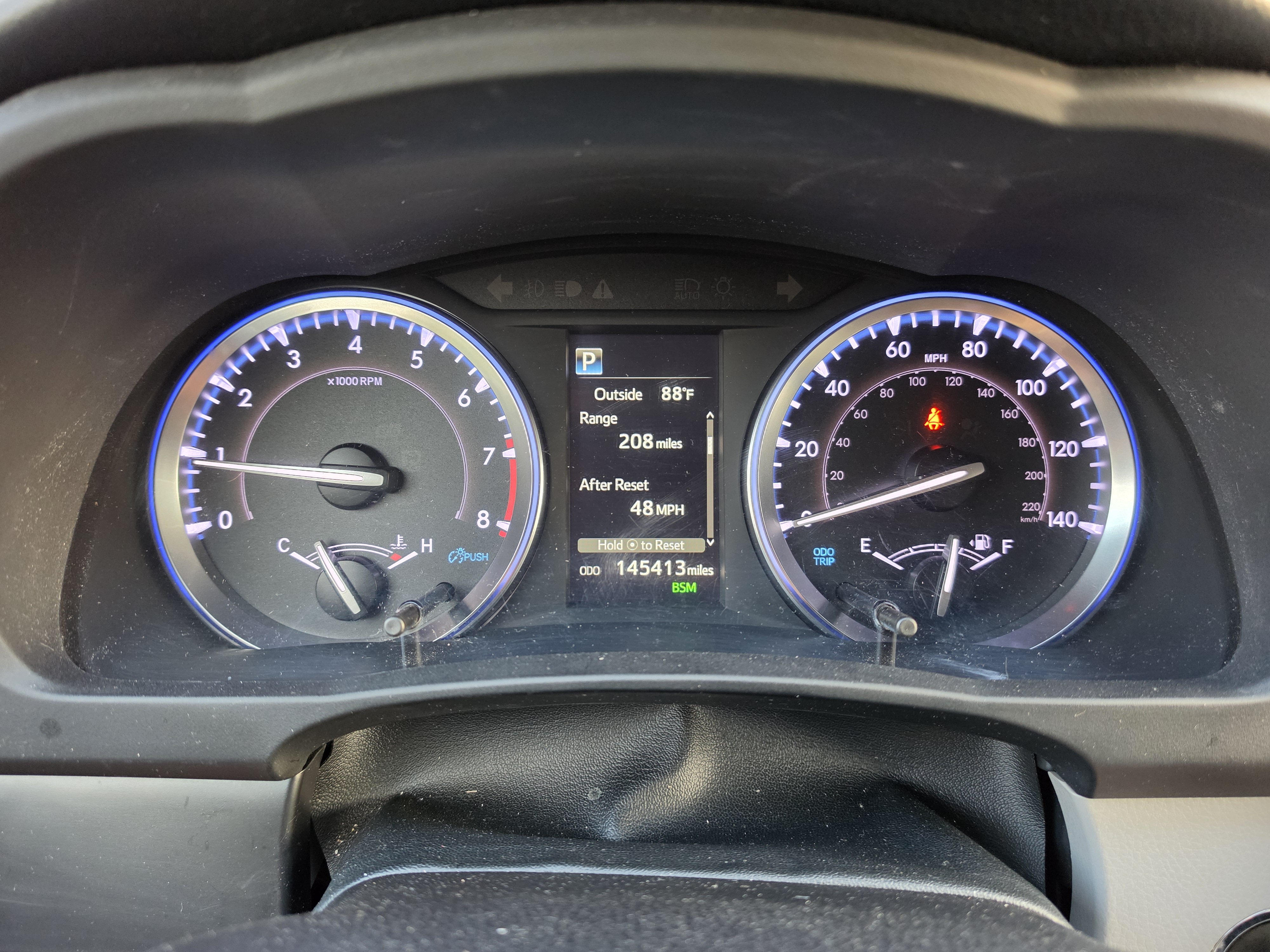 Used 2019 Toyota Highlander XLE AWD/4WD image 14