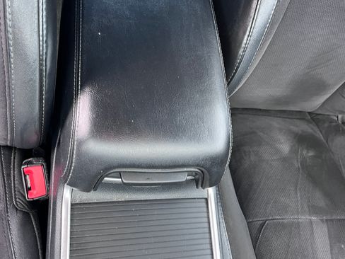 Used 2016 Dodge Charger R/T RWD image 9