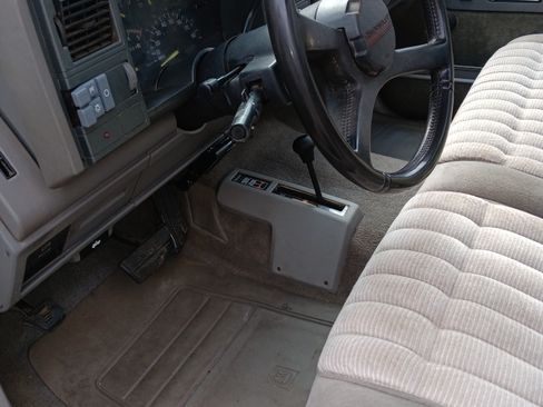 Used 1992 Chevrolet Silverado 2500 4x4 Regular Cab image 10