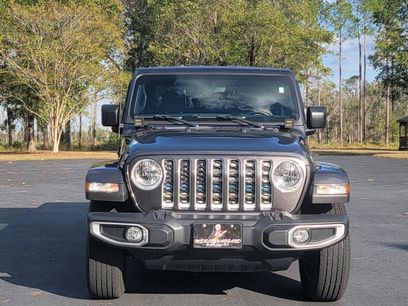 Used 2021 Jeep Gladiator Overland w/ Popular Equipment Package