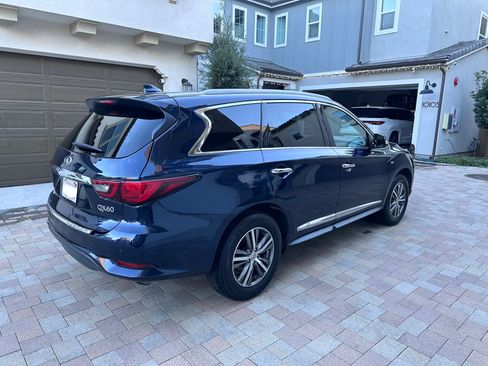 Used 2020 INFINITI QX60 Luxe w/ Essential Package image 8