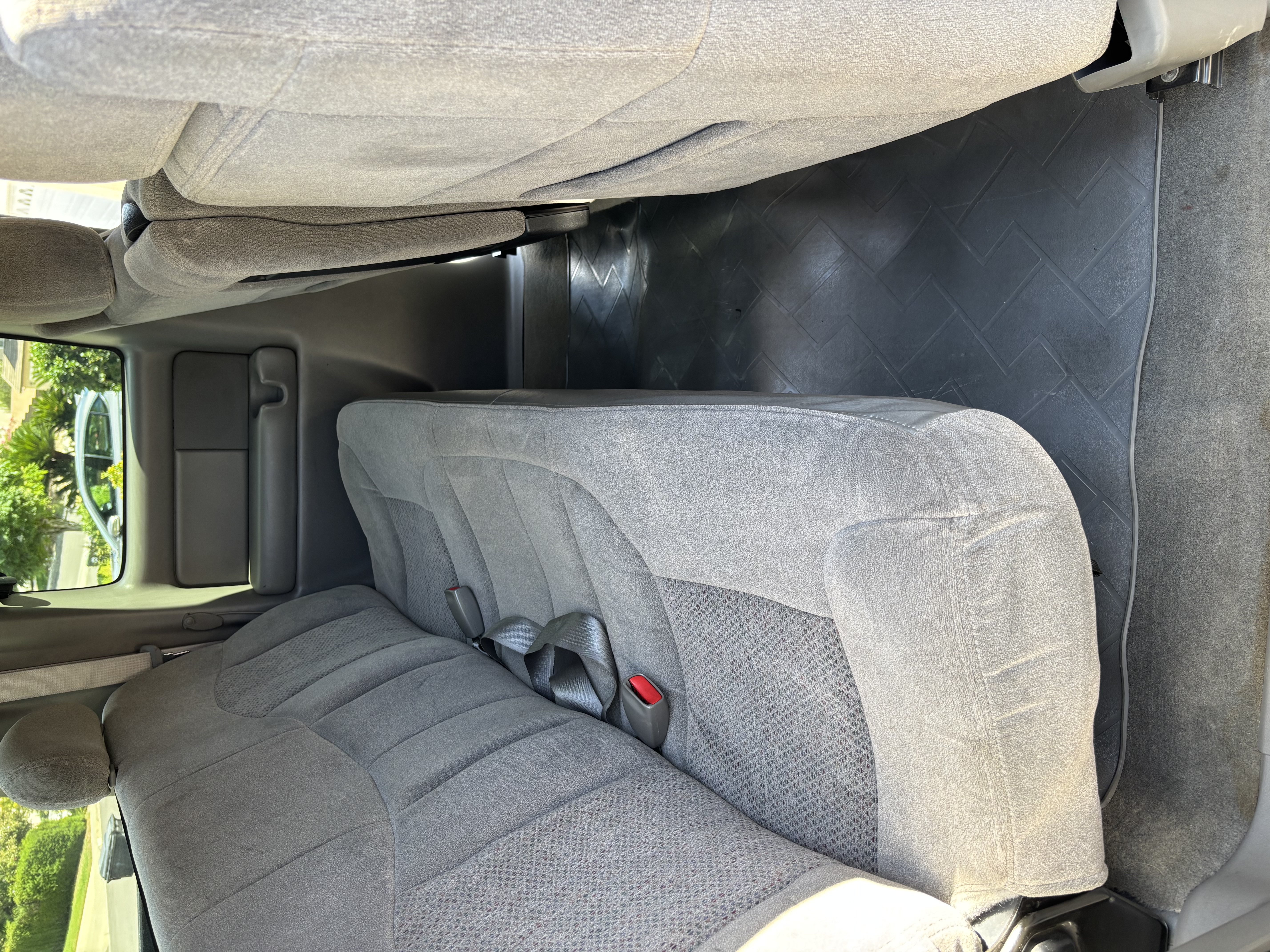 Used 2000 Chevrolet Silverado 1500 LS RWD image 9