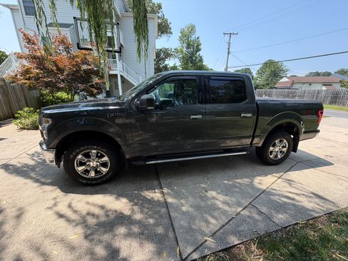Used 2016 Ford F150 XLT w/ Equipment Group 302A Luxury AWD/4WD image 5