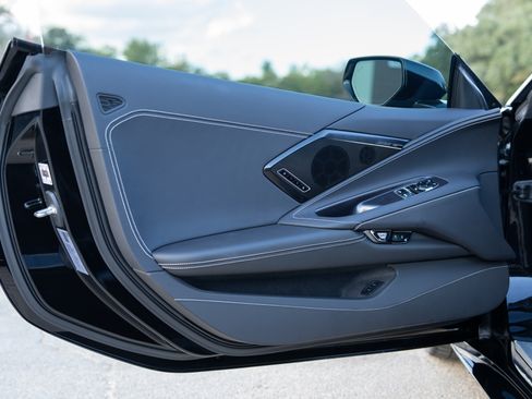 Used 2023 Chevrolet Corvette Stingray Preferred Cpe w/ Z51 Performance Package image 21