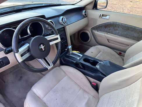 Used 2007 Ford Mustang Premium RWD image 8