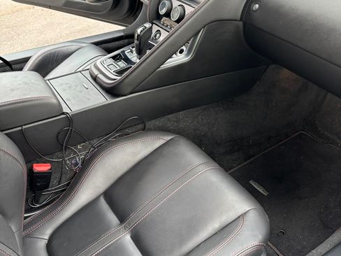 Used 2017 Jaguar F-TYPE R image 6