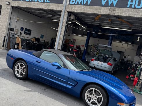 Used 2003 Chevrolet Corvette Convertible w/ Preferred Equipment Group1 image 1