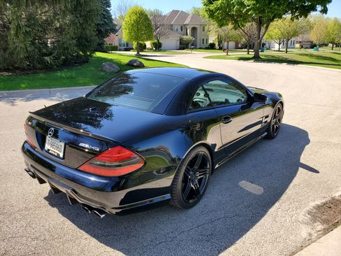 Used 2011 Mercedes-Benz SL 63 AMG image 12