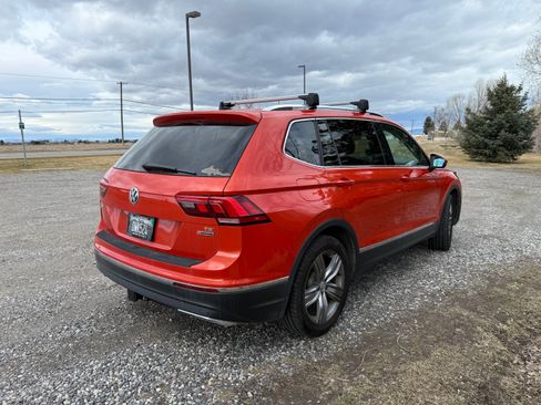 Used 2018 Volkswagen Tiguan SEL Premium image 5
