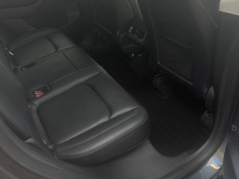 Used 2021 Tesla Model Y Performance image 12