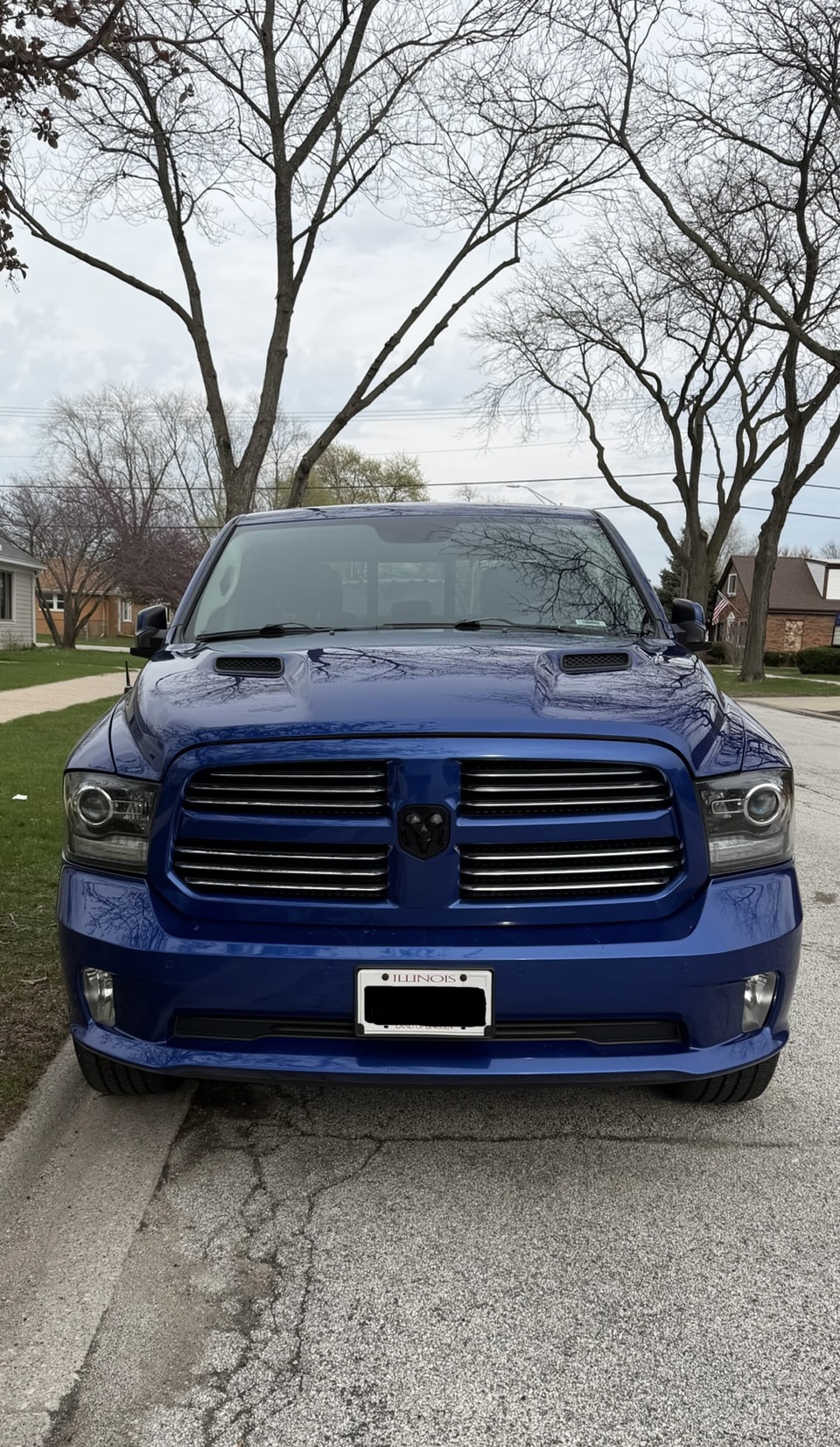 Used 2015 RAM 1500 Sport w/ Convenience Group AWD/4WD image 2