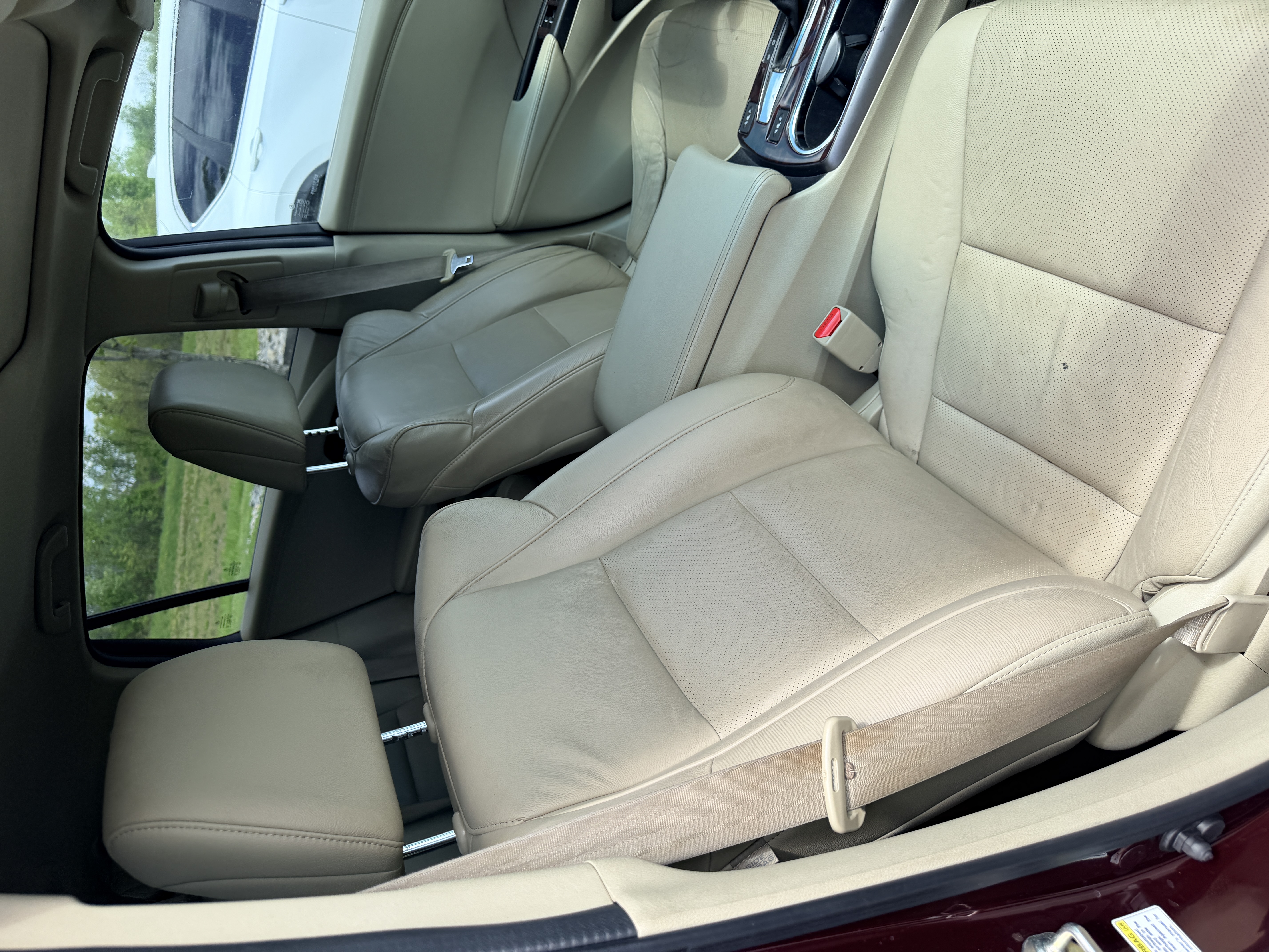 Used 2015 Acura RDX AWD w/ Technology Package image 4