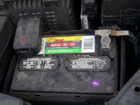 Used 2013 Hyundai Santa Fe Limited w/ Technology Pkg image 17