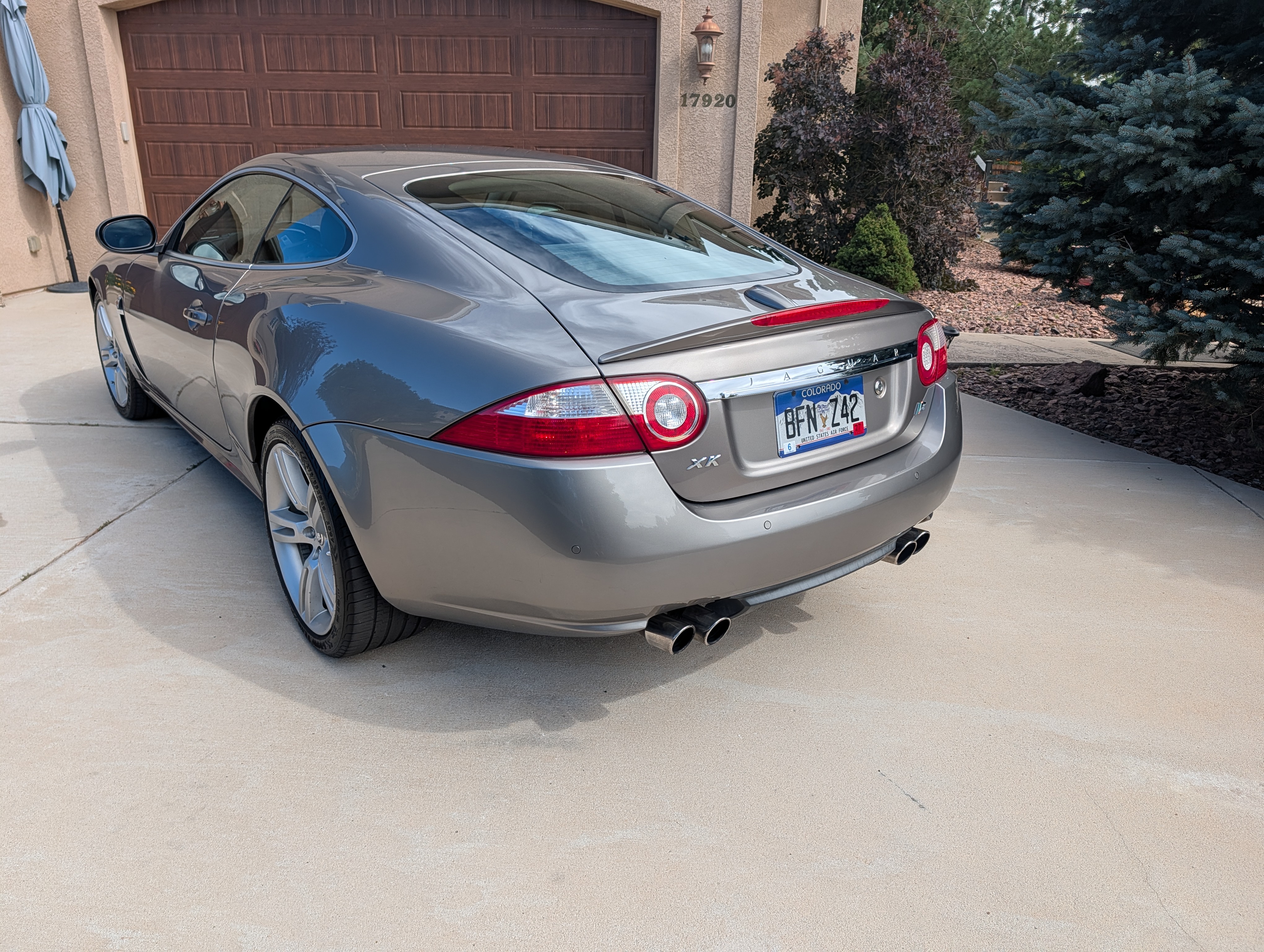 Used 2009 Jaguar XKR R RWD image 4