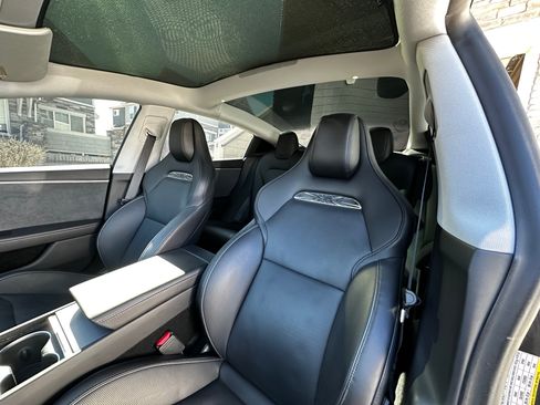 Used 2024 Tesla Model 3 Performance image 13