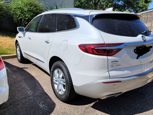 Used 2018 Buick Enclave Essence w/ Trailering Package AWD/4WD image 5