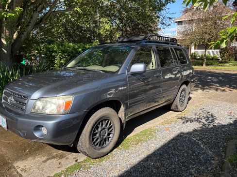Used 2004 Toyota Highlander Limited AWD/4WD image 1