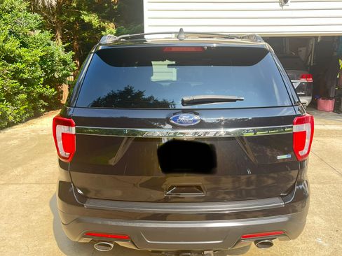 Used 2019 Ford Explorer 4WD image 5