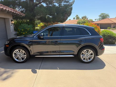Used 2018 Audi Q5 2.0T Premium Plus w/ Premium Plus Package AWD/4WD image 9