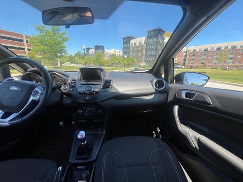 Used 2018 Ford Fiesta ST FWD image 22