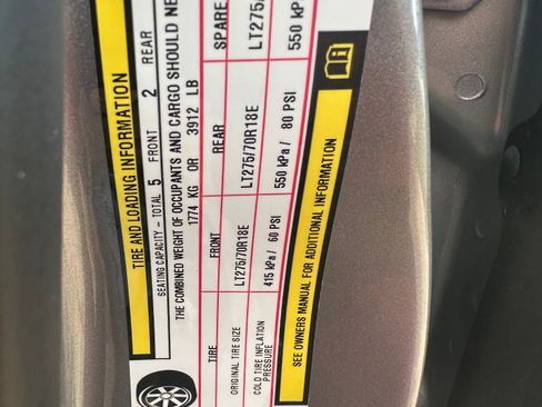 Used 2022 RAM 3500 Laramie image 11