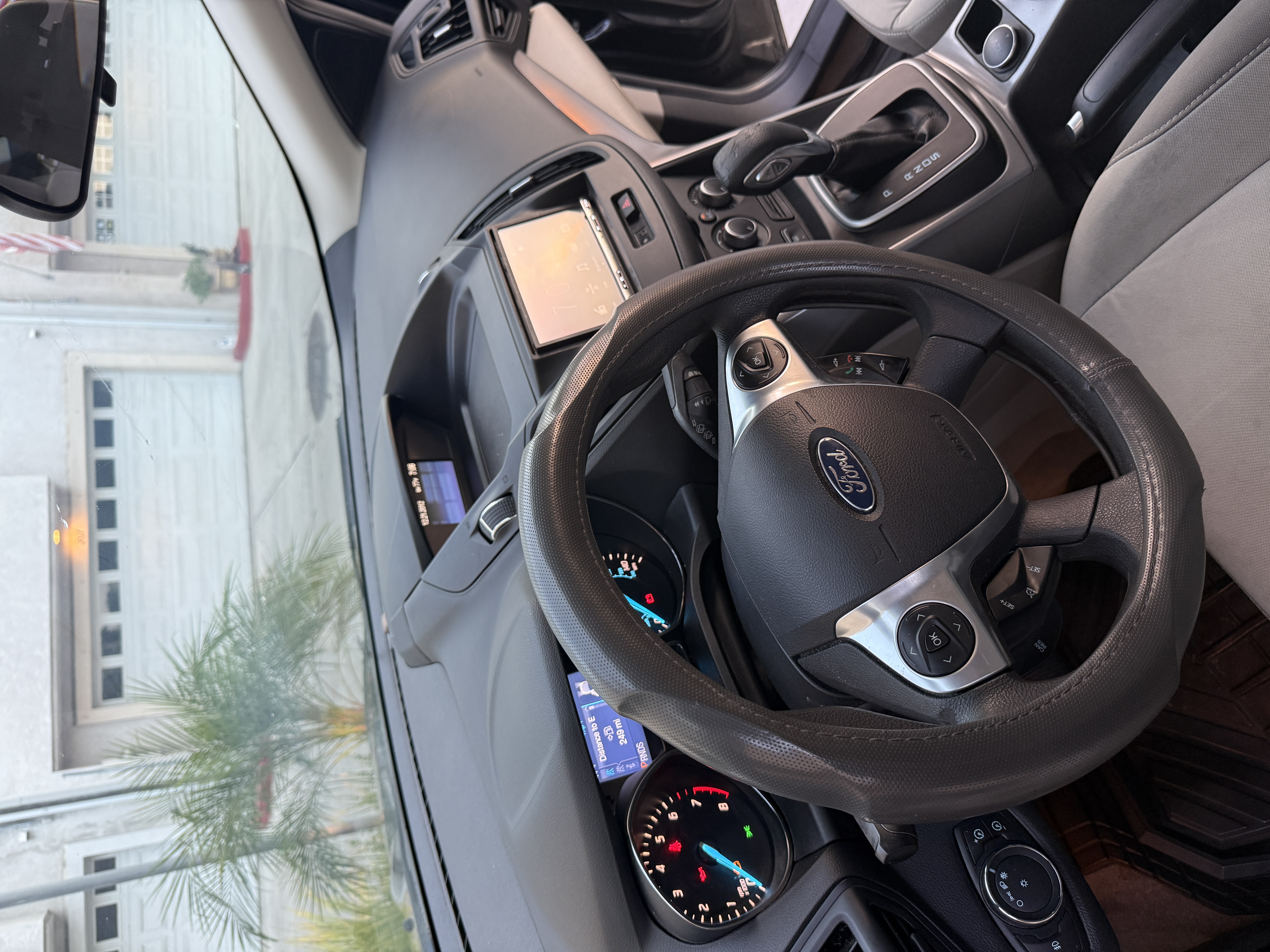 Used 2013 Ford Escape SE FWD image 12