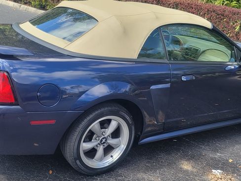 Used 2002 Ford Mustang GT RWD image 6