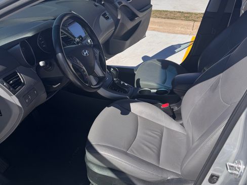 Used 2014 Hyundai Elantra Limited w/ Option Group 03 image 22
