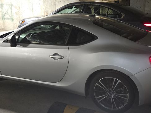 Used 2014 Subaru BRZ Limited RWD image 4