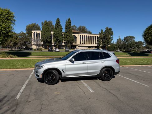 Used 2019 BMW X3 sDrive30i image 4