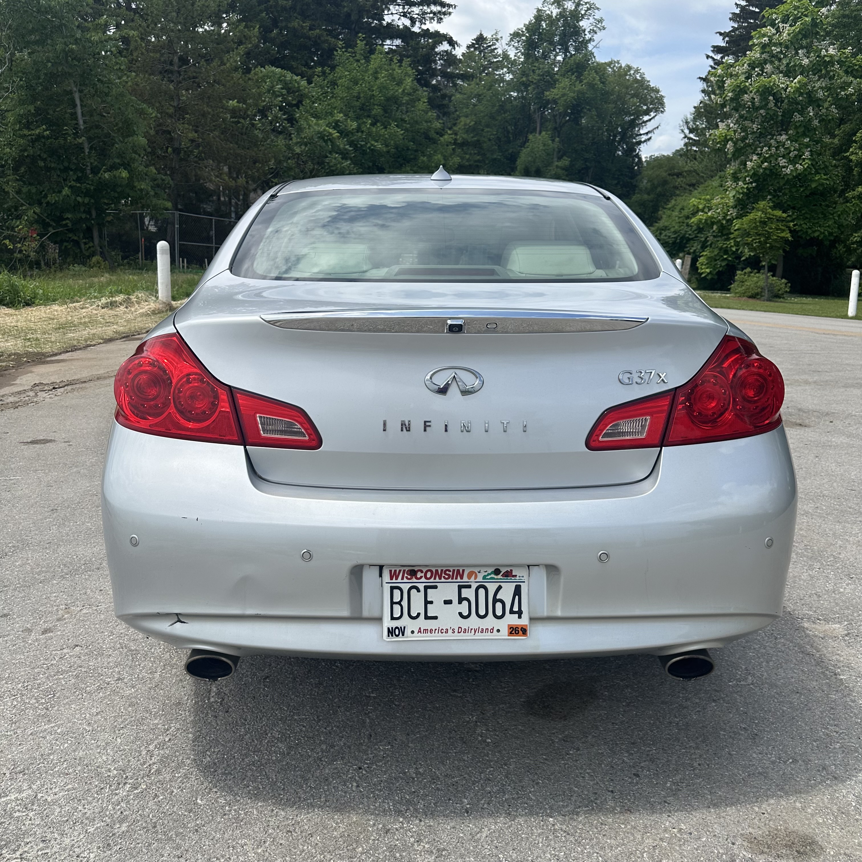 Used 2013 INFINITI G37 x Sedan w/ Premium Pkg AWD/4WD image 8