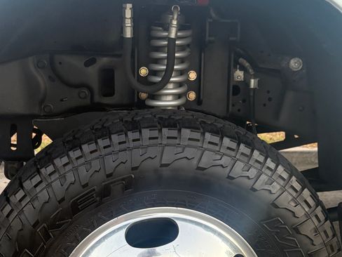 Used 2005 Ford F350 XLT image 11