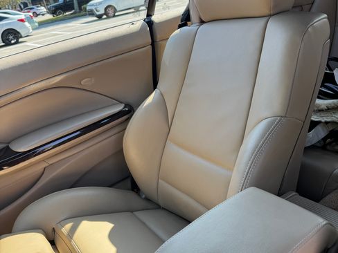 Used 2005 BMW 325Ci Convertible image 9