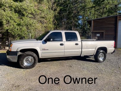 Used 2005 Chevrolet Silverado 2500 LT w/ Heavy-Duty Power Package
