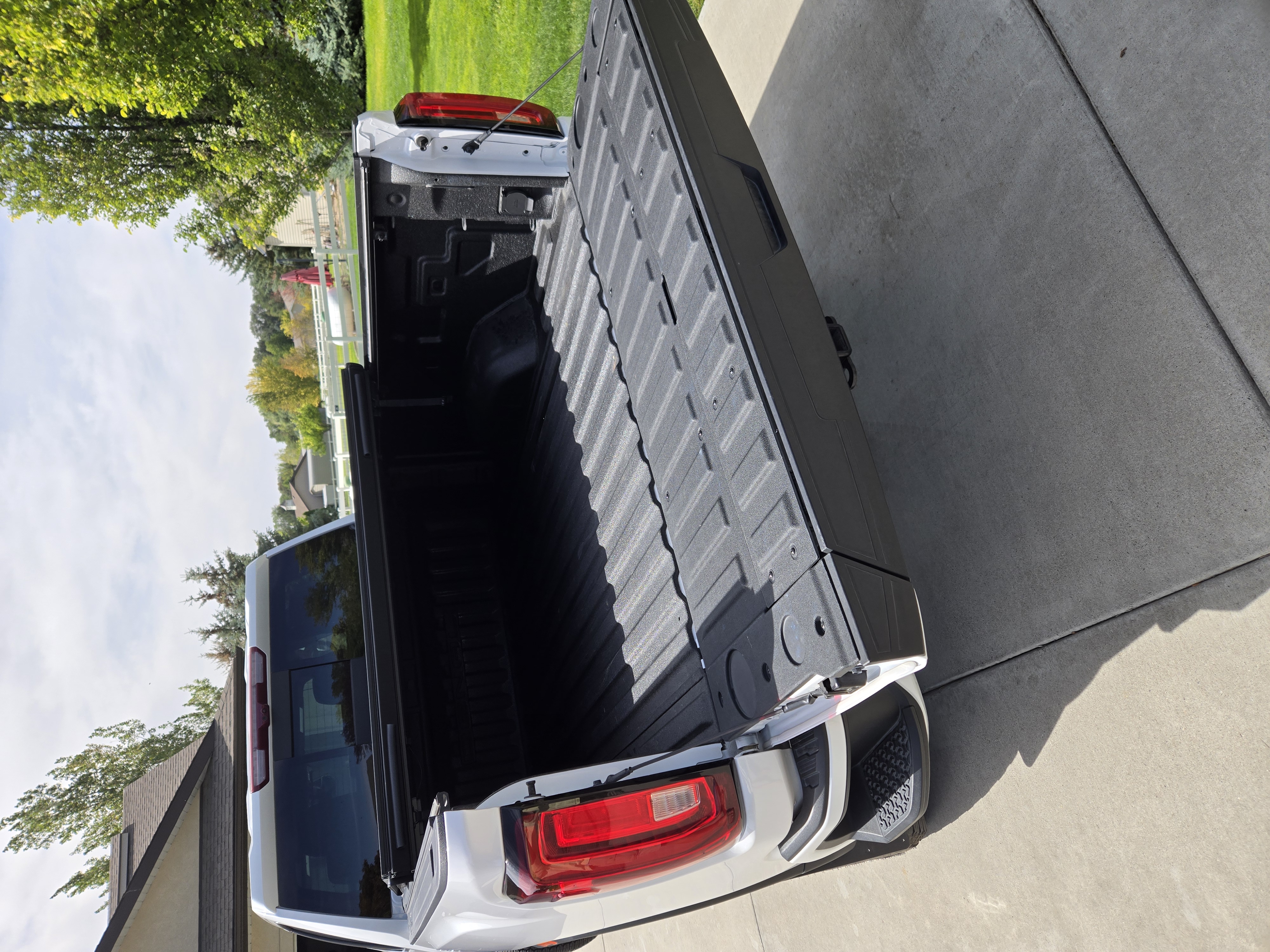 Used 2023 GMC Sierra 2500 Denali w/ Denali Ultimate Package AWD/4WD image 14