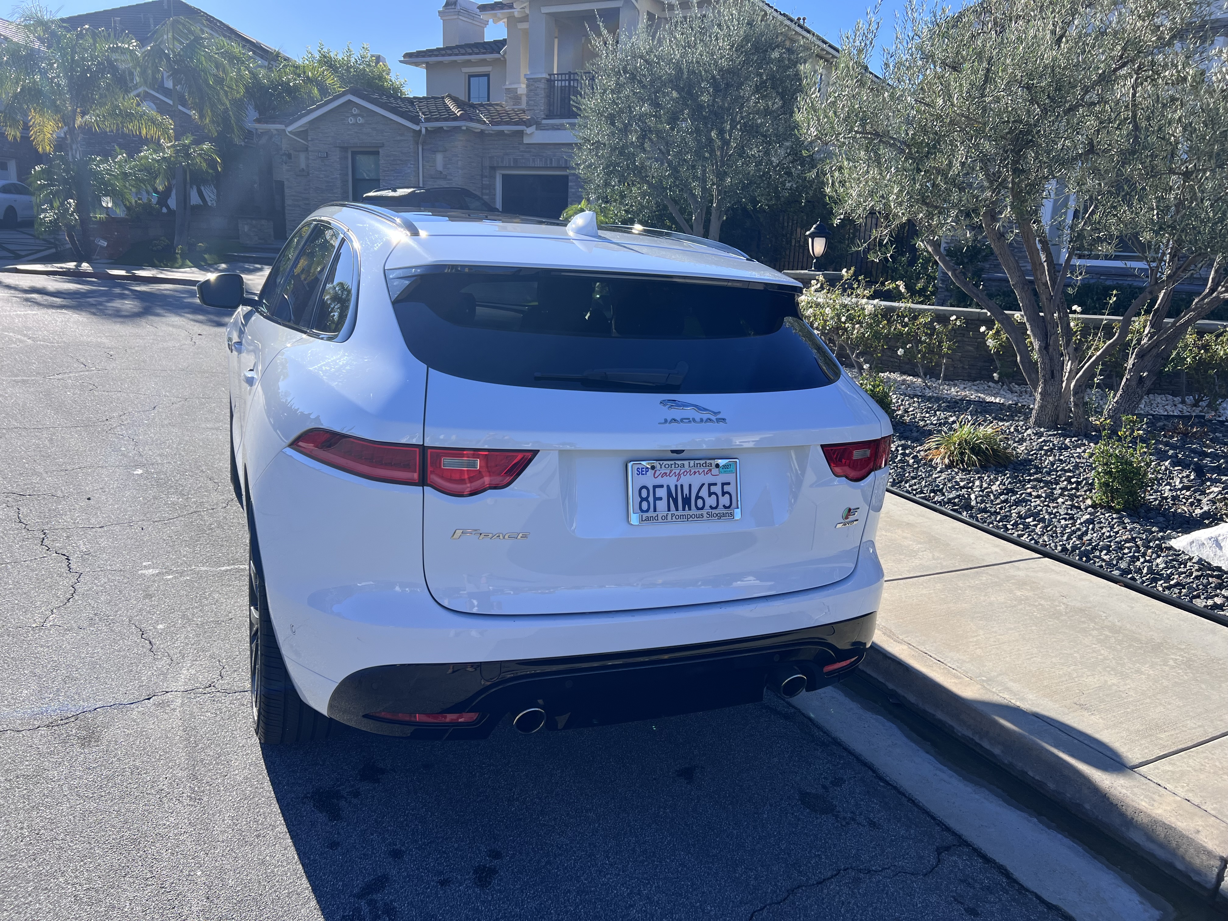Used 2018 Jaguar F-PACE S AWD/4WD image 4