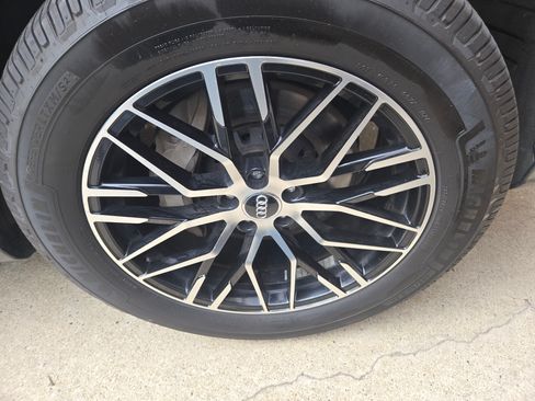 Used 2017 Audi Q7 3.0T Premium Plus image 13